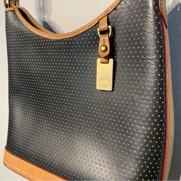DOONEY & BOURKE | Vintage Shoulder Bag - Picture 13 of 17